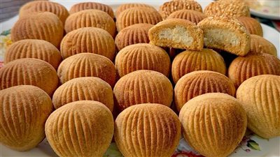 طريقة عمل معمول الحليب بحشوة منزلية طعم مش عادي