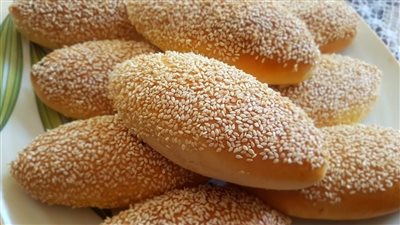 طريقة عمل فطاير بالجبنة او بالزيتون لاروع فطور
