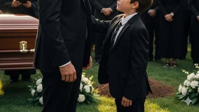 ذهبتُ إلى جنازة حماتي السابقة لأقدّم واجب العزاء، ولم أتوقع أن شيئًا سيصدمُني هناك