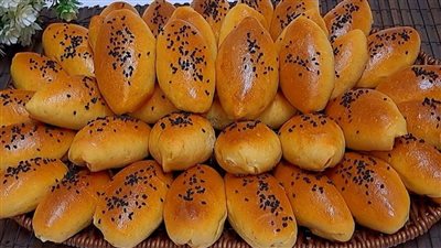طريقة عمل بوريك اقتصادي بالدقيق فقط بدون بيض ولا حليب