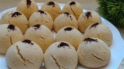 طريقة عمل غريبية بكل أسرارها خفيفة مشقة تذوب في الفم